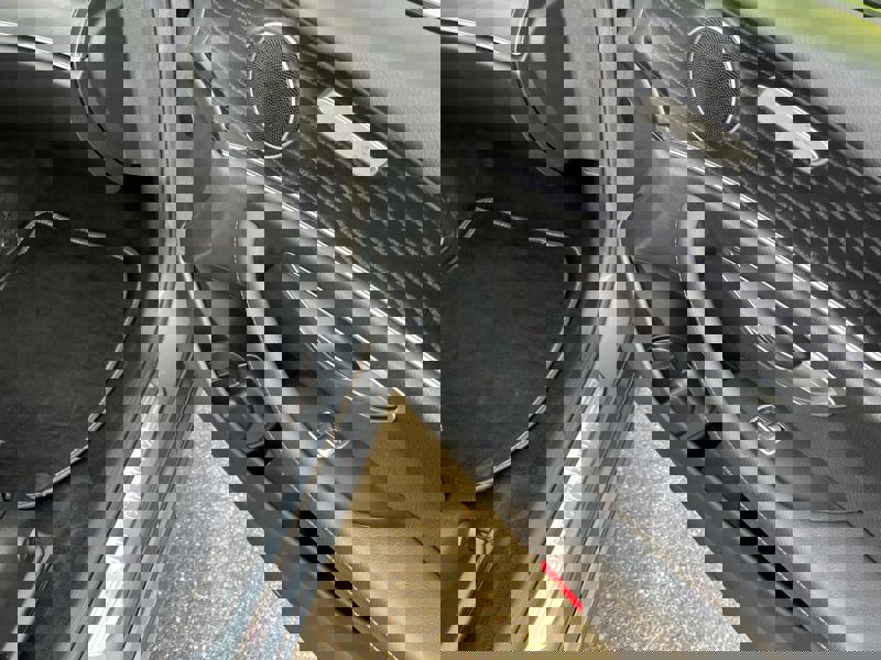 Image Mercedes-Benz 汃獡敳䔠䈠牥楬敮 200 2.0 184 Avantgarde Carplay Clim Bi-zone Caméra PA Sièges élec chauffants Bluetooth Toit ouvrant 